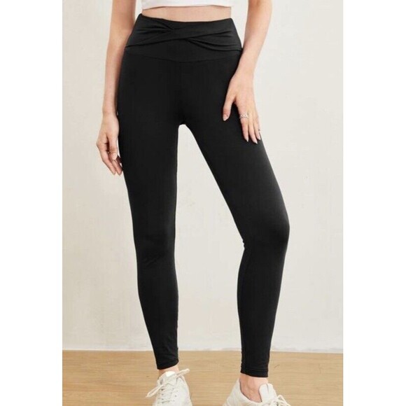 SHEIN Curve Women's Crossover Front Waistband Black Leggings Plus Size 4XL - Picture 3 of 11